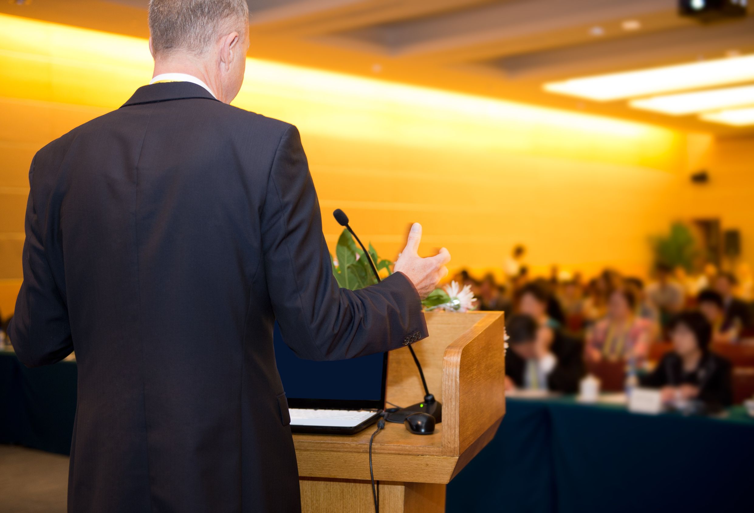 How Professional Motivational Speakers Can Help Your Company